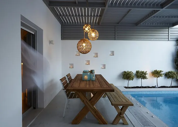 Villa Eolia Kamari (Santorini)