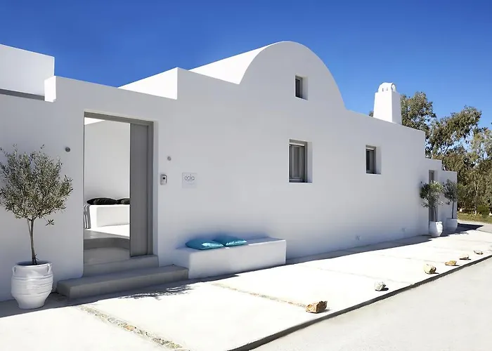 Villa Eolia Kamari (Santorini)