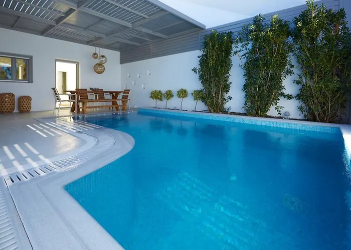 Villa Eolia Kamari (Santorini)